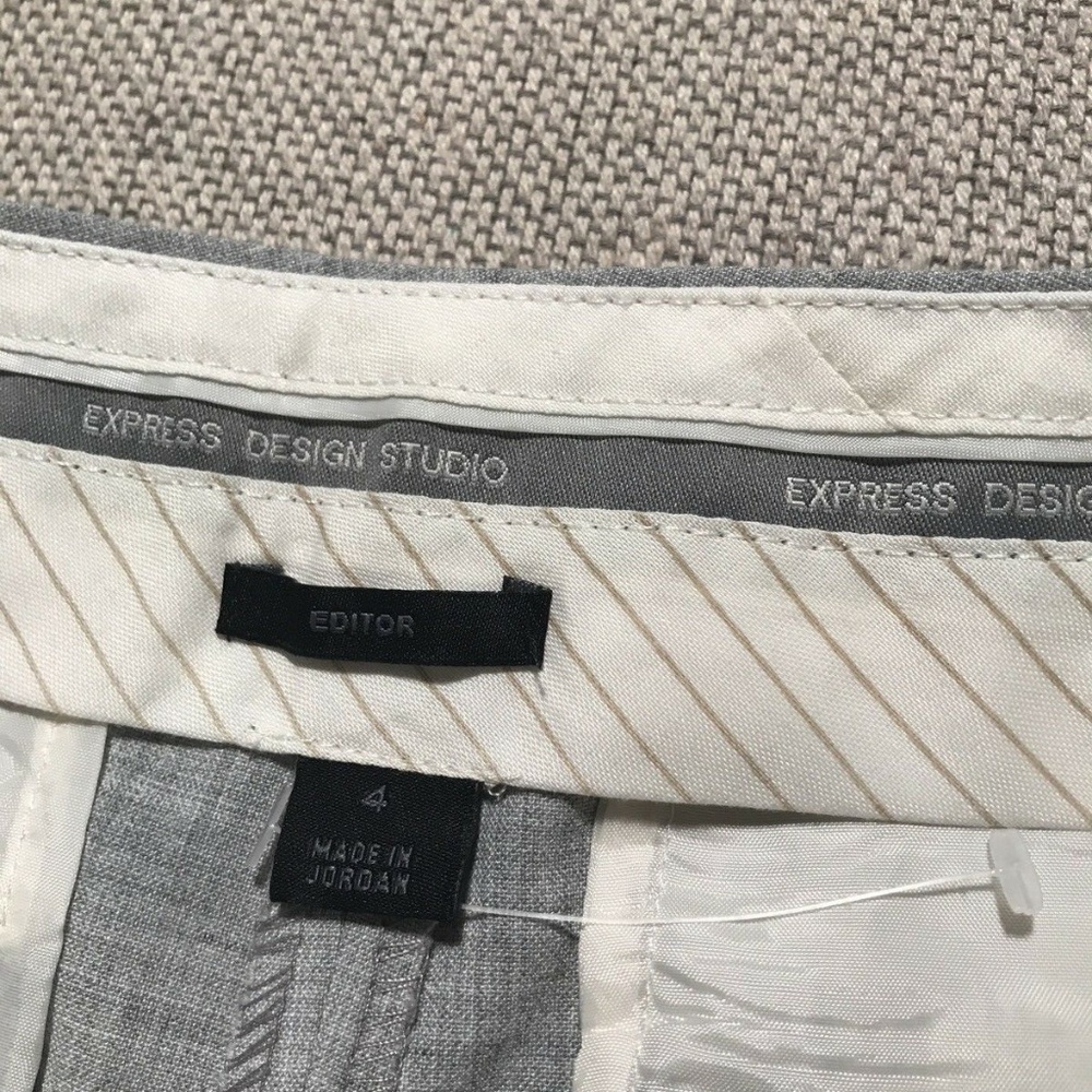 Express Editor Pleated Gray Shorts Size 4 Nwot - image 5